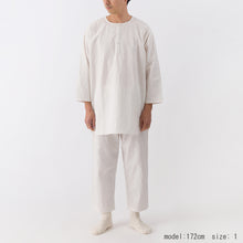 画像をギャラリービューアに読み込む, SHIWAコットン リラックスノーカラーシャツ(巾着付き)