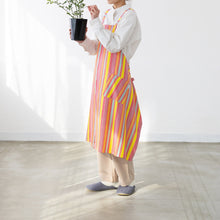画像をギャラリービューアに読み込む, 綿麻マルチストライプエプロン レッド
